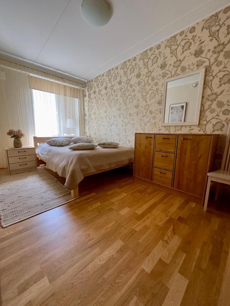 Tolli Apartment Kuressaare Esterno foto